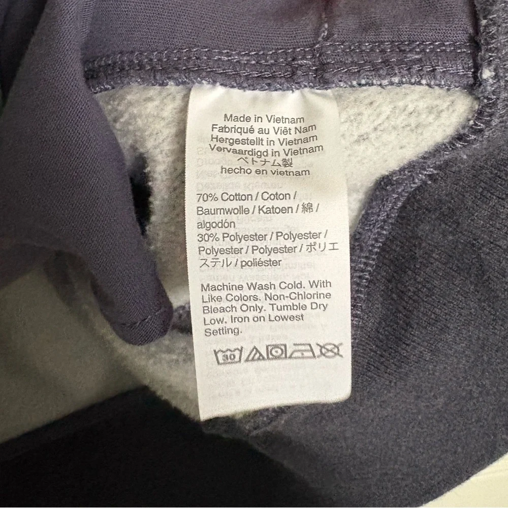 J.Crew Men’s Knit Goods Quarter Zip Pullover. Size Medium.